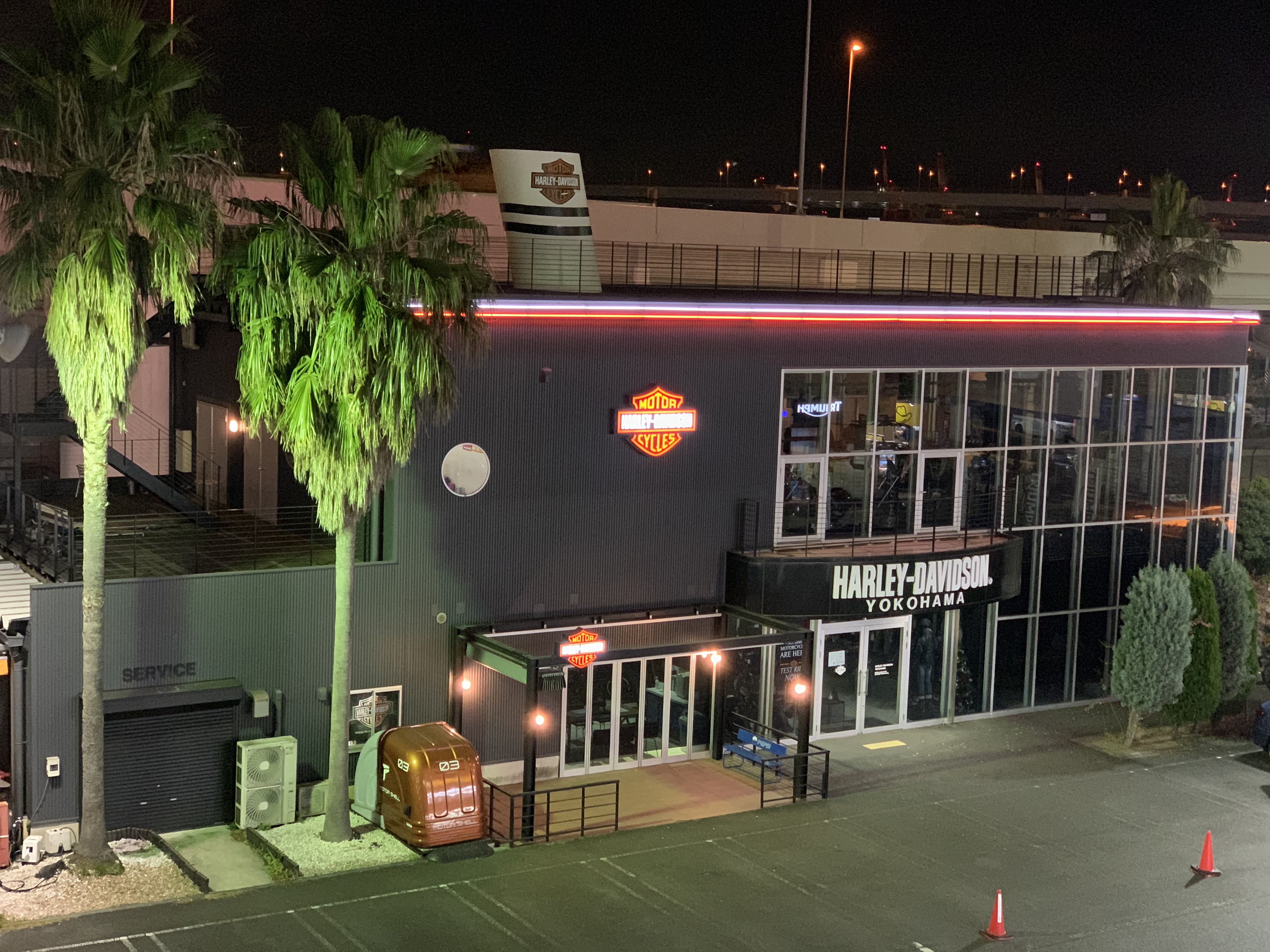 お客様のご来店心よりお待ちしております.