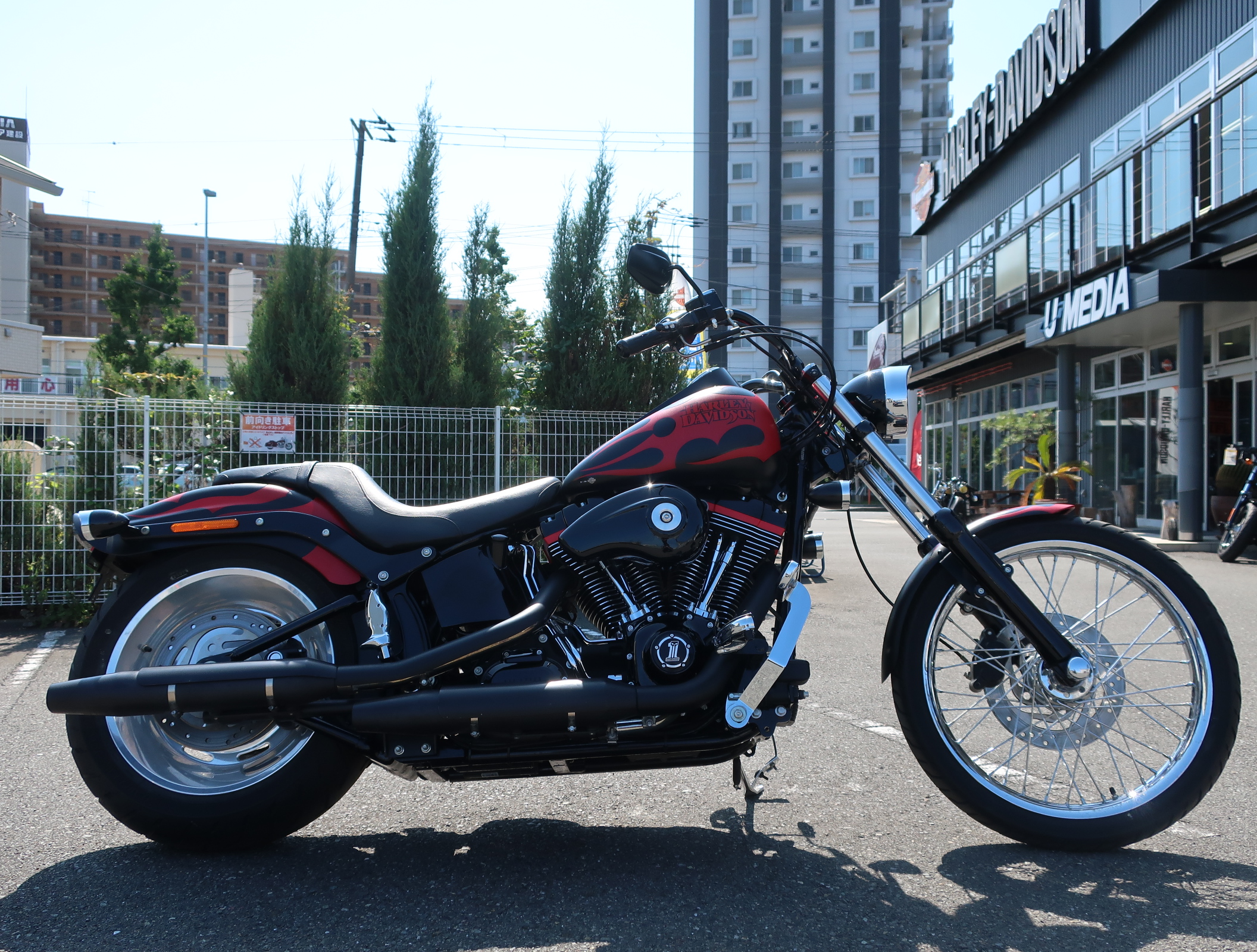 FXSTC ソフテイルカスタム タンク 2011モデル タンク オートバイパーツ